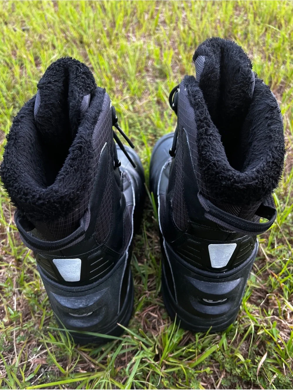 Salomon clean worn